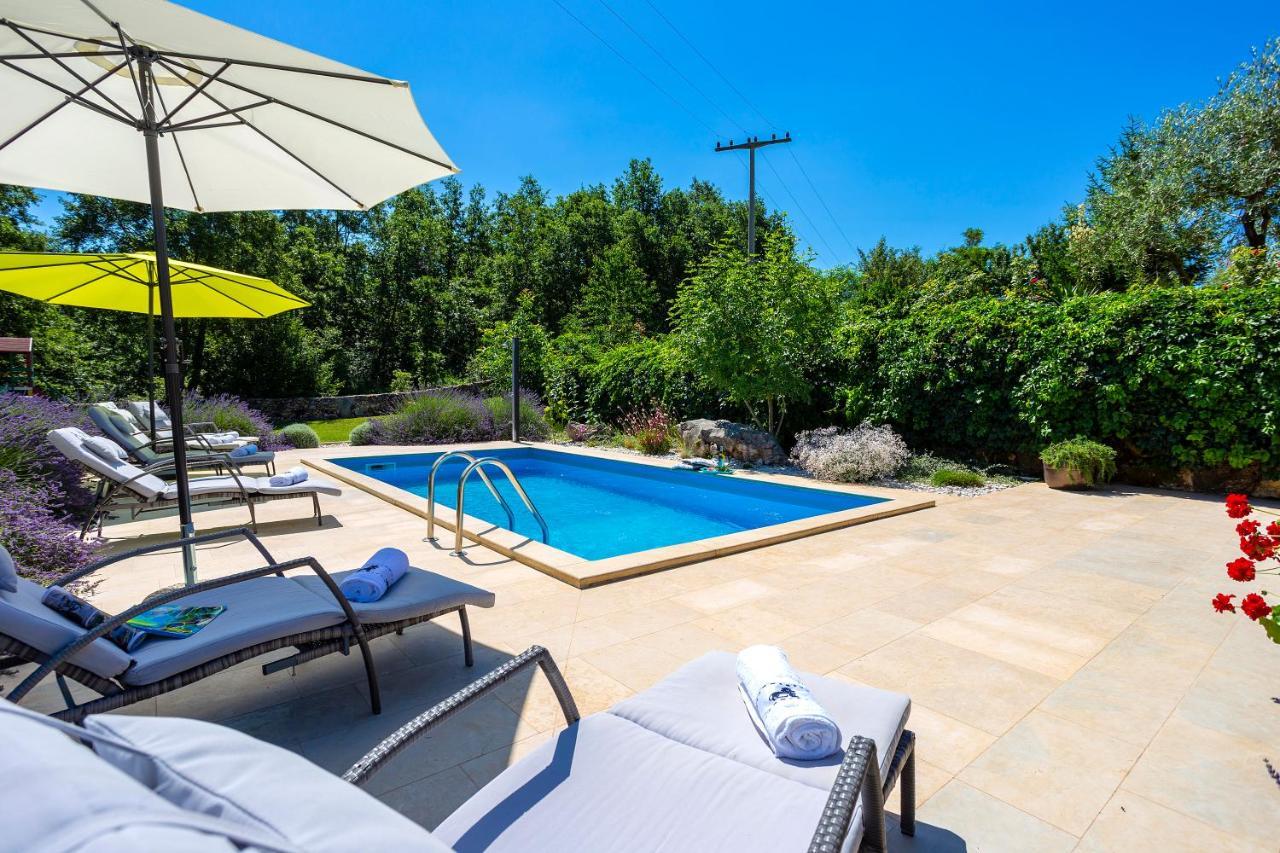 Villa Krizanci Žminj Exterior foto