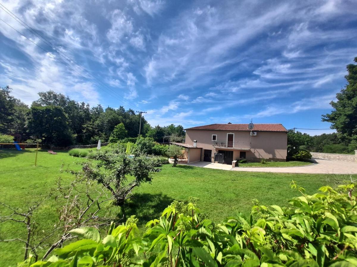 Villa Krizanci Žminj Exterior foto